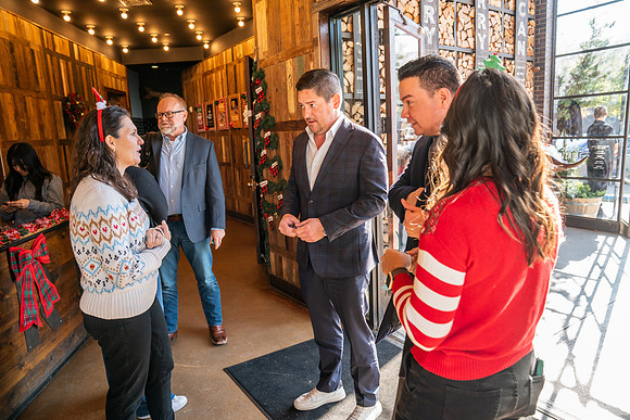 2025LocktonHolidayParty-00031