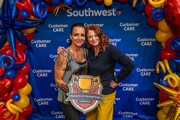 CustomerCare-01285