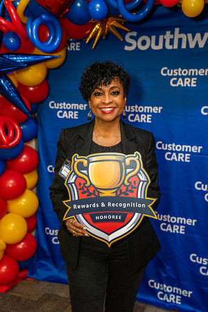 CustomerCare-00904