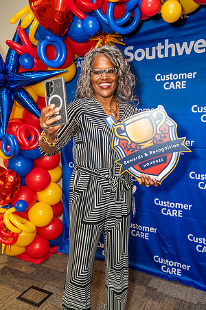 CustomerCare-00897