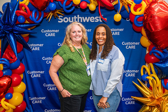 CustomerCare-02048