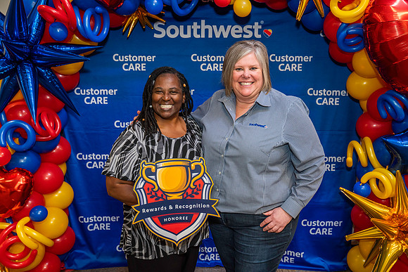 CustomerCare-01164