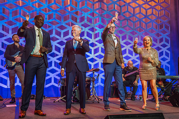4292024-PresidentsAwards-02843