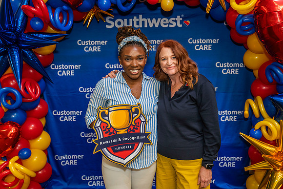 CustomerCare-01293