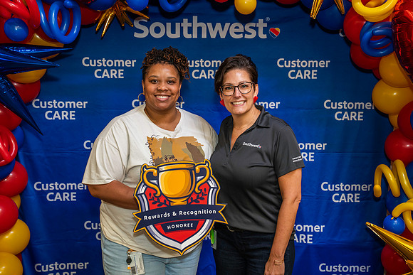 CustomerCare-01251
