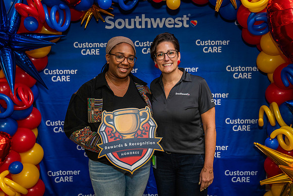 CustomerCare-01240