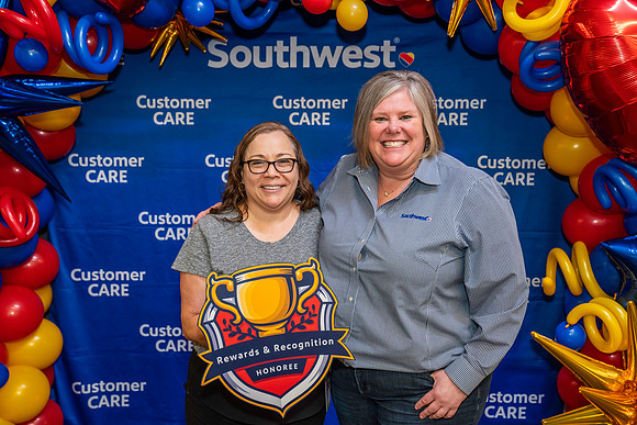 CustomerCare-01067