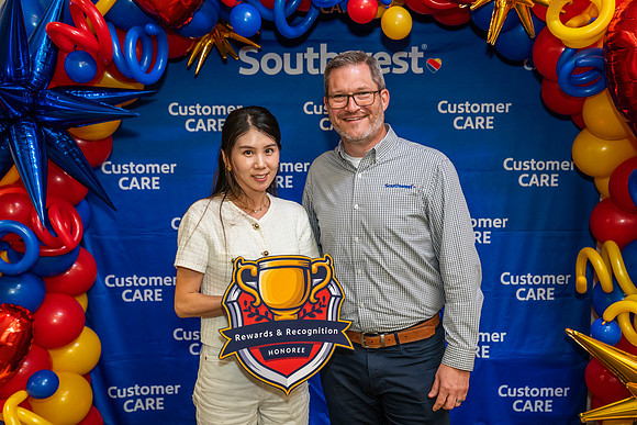 CustomerCare-01328