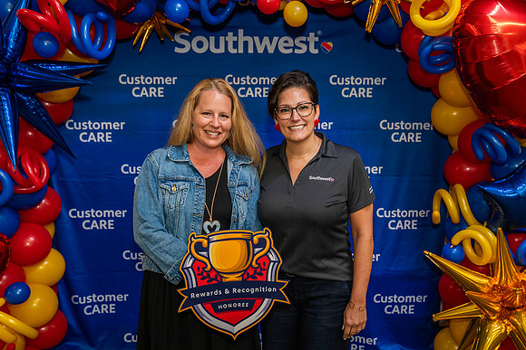CustomerCare-01264