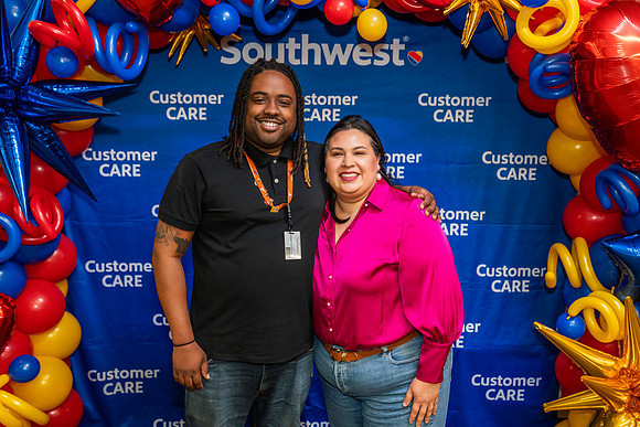 CustomerCare-01352