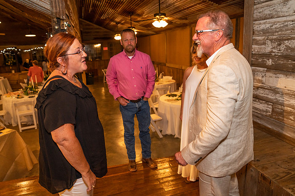 Julie and Reggie-09898