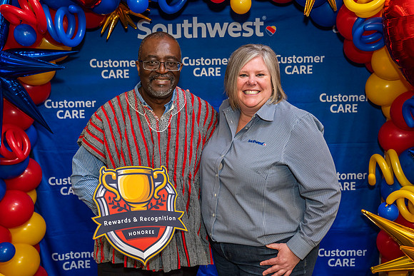 CustomerCare-01160