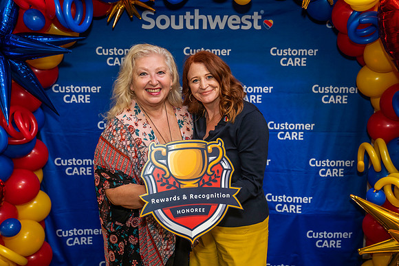 CustomerCare-01278
