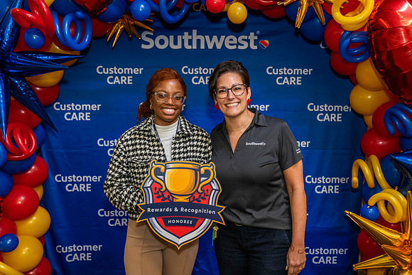 CustomerCare-01270