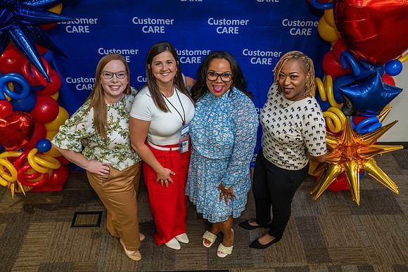 CustomerCare-01386