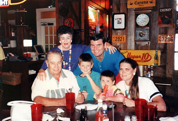 Walker_Family_4th_bag_0003_a