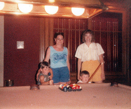 Walker_Family_-_2nd_bag_0129_a