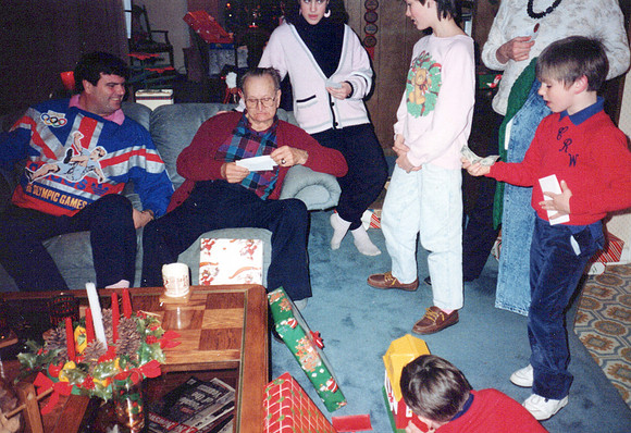 Walker_Family_-_2nd_bag_0242_a