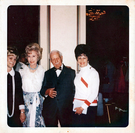 Walker_Family_-_2nd_bag_0286_a