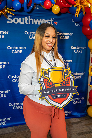 CustomerCare-00899