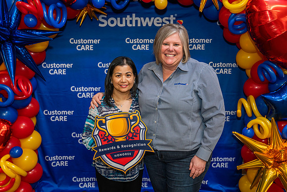 CustomerCare-01194