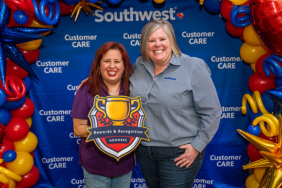 CustomerCare-01098