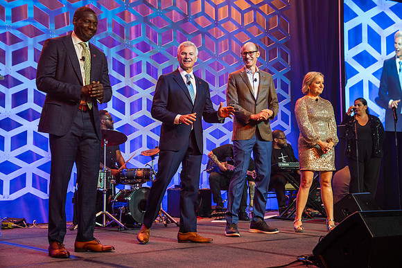 4292024-PresidentsAwards-02824