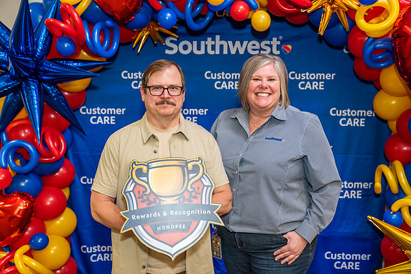 CustomerCare-01078