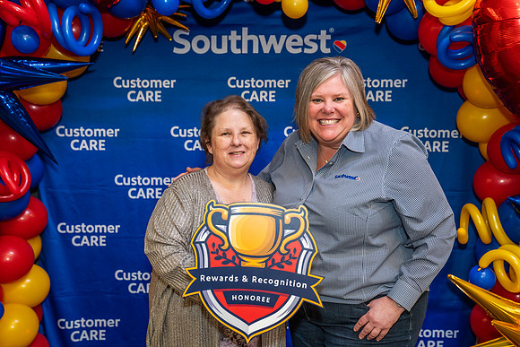 CustomerCare-01068
