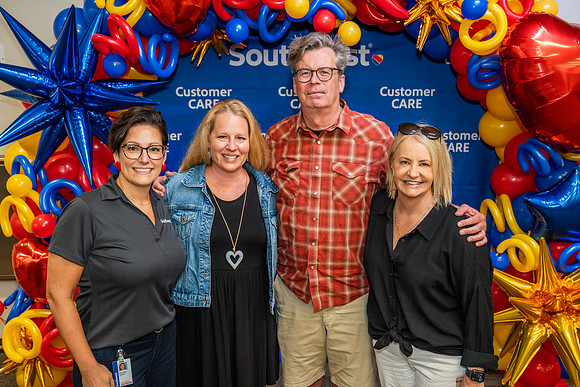 CustomerCare-01350