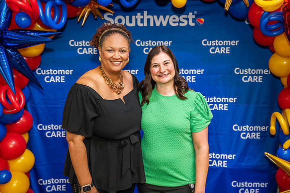 CustomerCare-01371