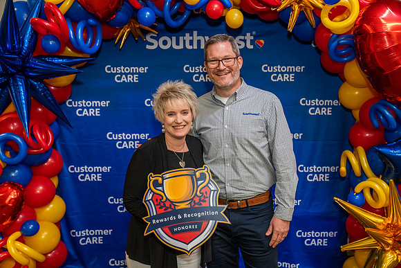 CustomerCare-01332