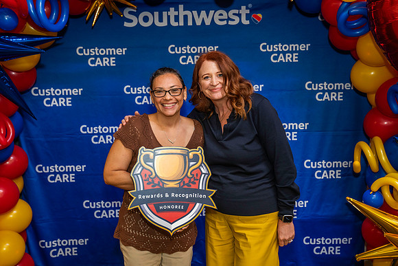 CustomerCare-01288