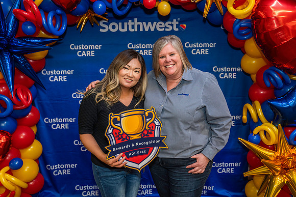 CustomerCare-01166